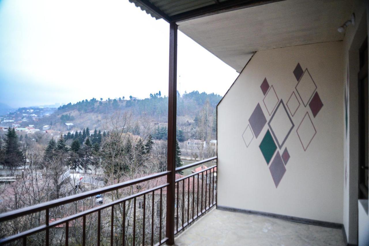 Paxlava Guesthouse & Restaurant Dilijan Exterior photo